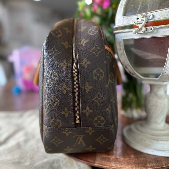 Louis Vuitton monogram Deauville hand bag - Picture 9 of 16